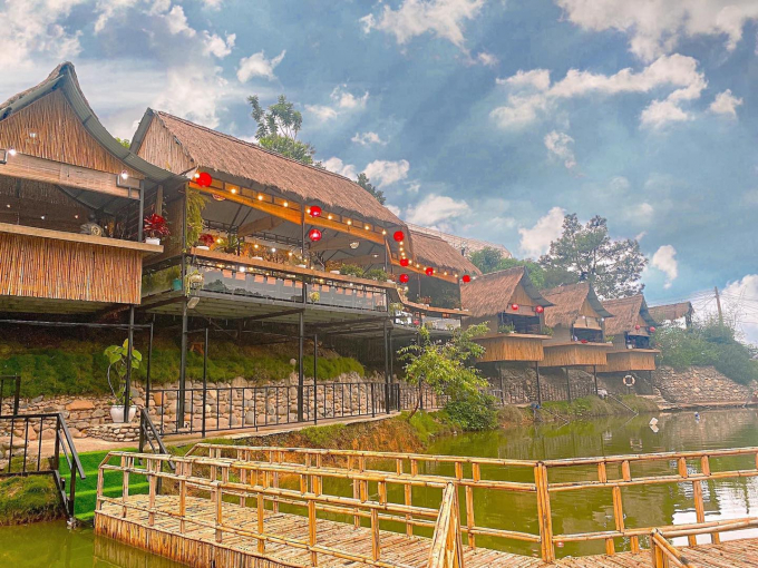 http://www.uytinthuonghieu.vn/StaticSource/RootImages/nguyen-hong-le/15_12_2021/chot-keo-nam-2021-voi-cac-dia-diem-moi-la-o-da-lat-khien-dan-tinh-xon-xao/ansonhodalat1.jpg